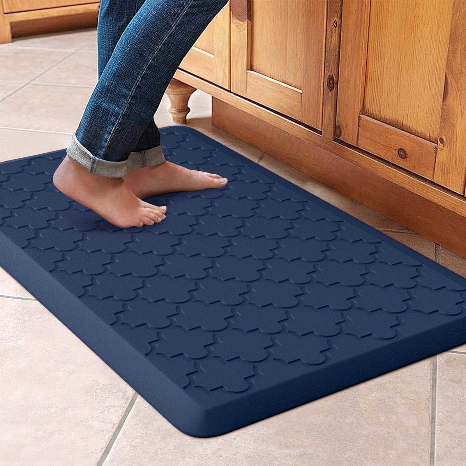 WISELIFE Kitchen Mat Cushioned Anti Fatigue Floor Mat,17.3"x28", Thick Non Slip Waterproof Kitchen Rugs and Mats,Heavy Duty Foam Standing Mat for Kitchen,Floor,Home,Desk,Sink,Laundry (Black,17.3"x28")